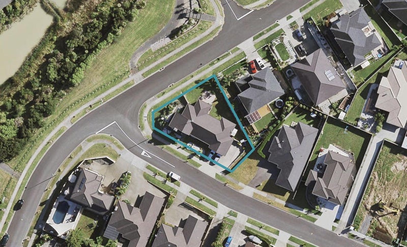 2 Saint Maroun Rise, The Gardens, Auckland - Carousel 1