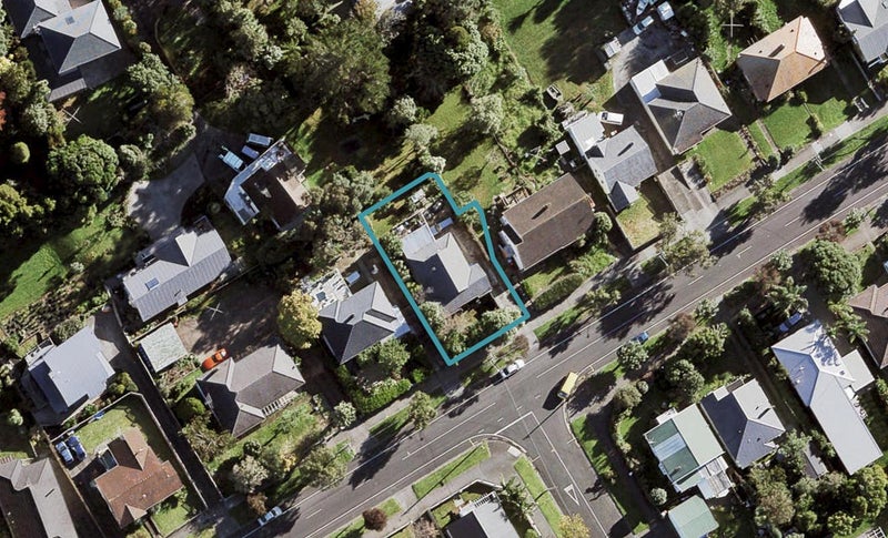 91 Walker Road, Point Chevalier, Auckland - Carousel 1