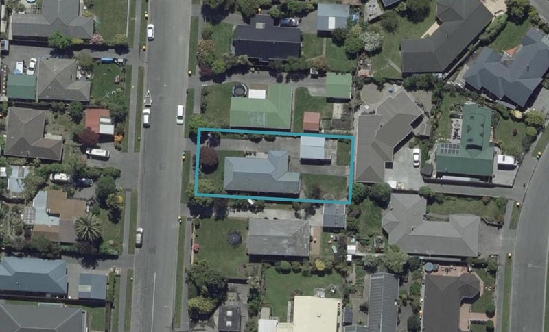 6 Grimseys Road, Redwood, Christchurch - Carousel 1
