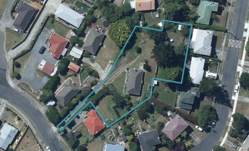 110 Gear Terrace, Ranui, Porirua - Carousel 1