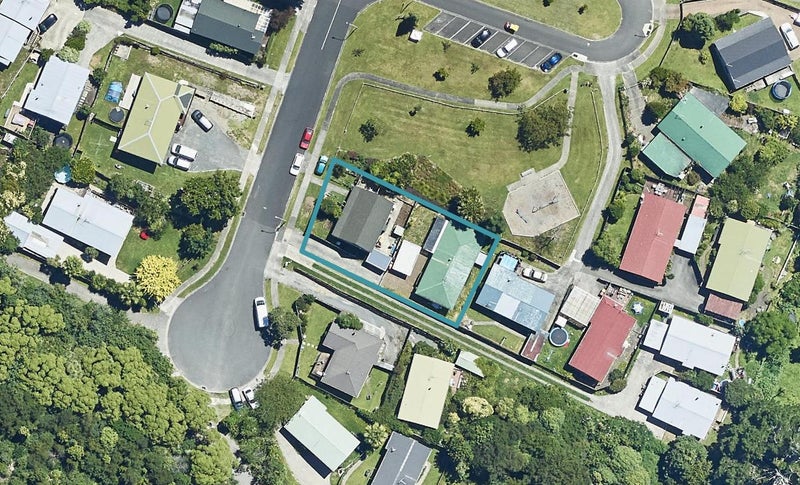 1 Coventry Street, Judea, Tauranga - Carousel 1
