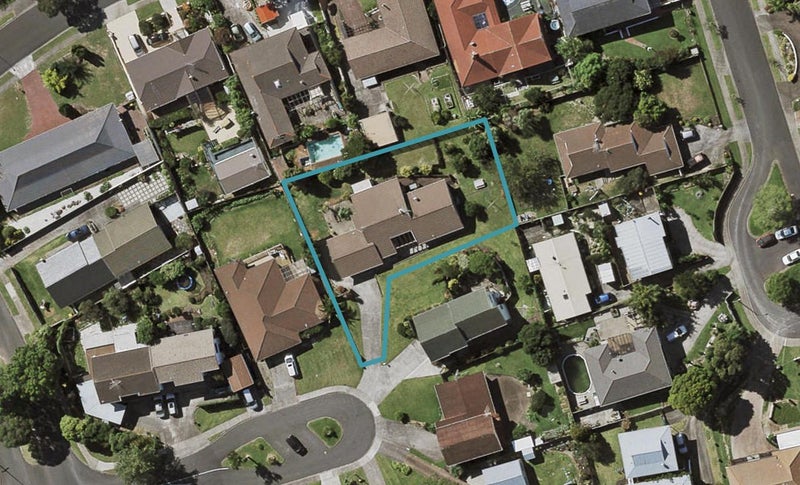 6 Monde Place, Clover Park, Auckland - Carousel 1
