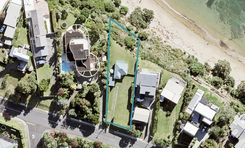 268 Vipond Road, Stanmore Bay, Whangaparāoa - Carousel 1