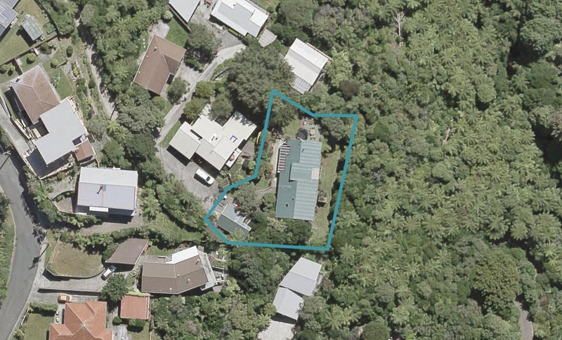 33 Pekanga Road, Normandale, Lower Hutt - Carousel 1