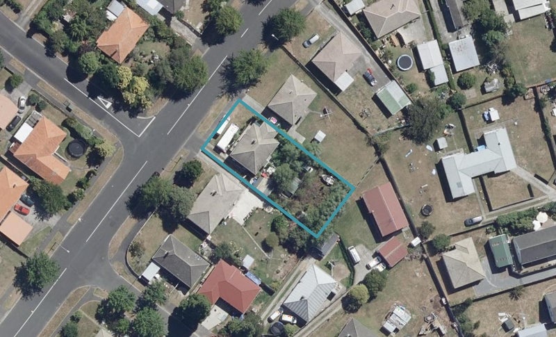 60 Holland Road, Fairfield, Hamilton - Carousel 1