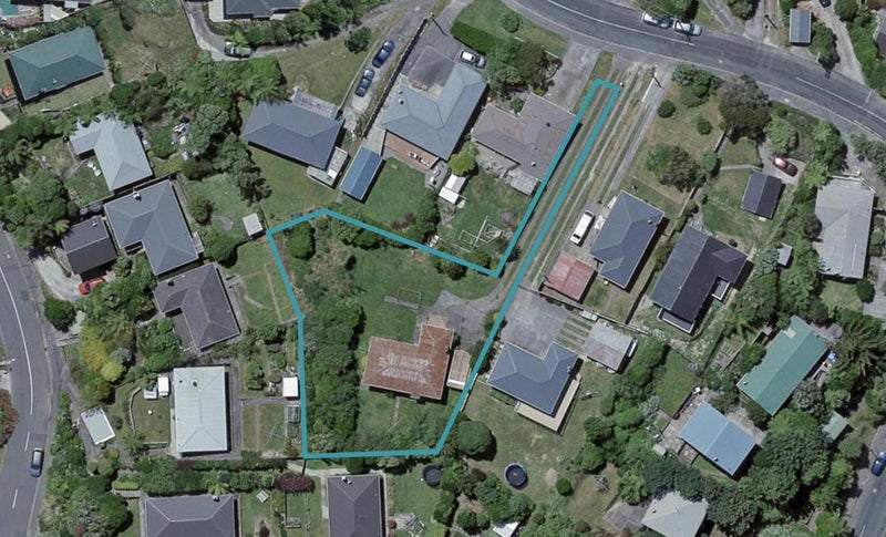 84 Ruskin Road, Newlands, Wellington - Carousel 1