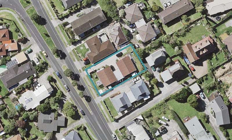 74A Highland Park Drive, Highland Park, Auckland - Carousel 1