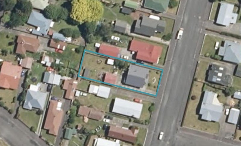 8 Claudius Street, Dannevirke - Carousel 1