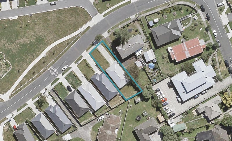 63 Farmer Crescent, Taita, Lower Hutt - Carousel 1