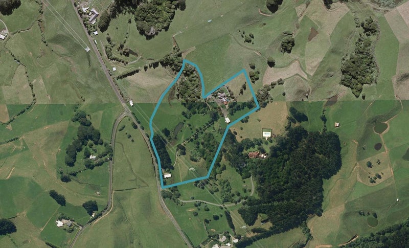 393 Barrett Road, Omata, New Plymouth - Carousel 1