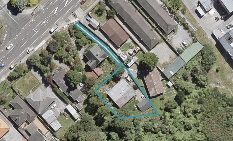 1028 Fergusson Drive, Clouston Park, Upper Hutt - Carousel 1