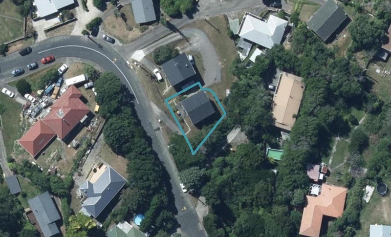51 Arawhata Street, Rānui, Porirua - Carousel 1