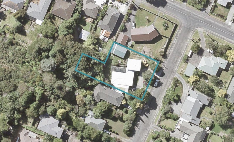 4 Sheehy Grove, Wainuiomata, Lower Hutt - Carousel 1