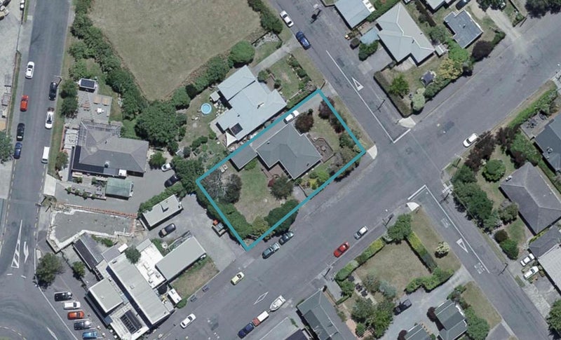 42 Strasbourge Street, Martinborough - Carousel 1