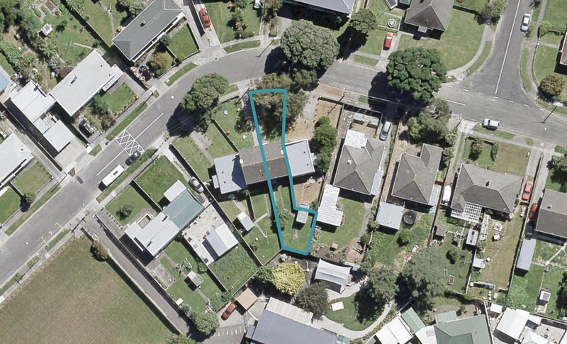 58 Durham Crescent, Fairfield, Lower Hutt - Carousel 1