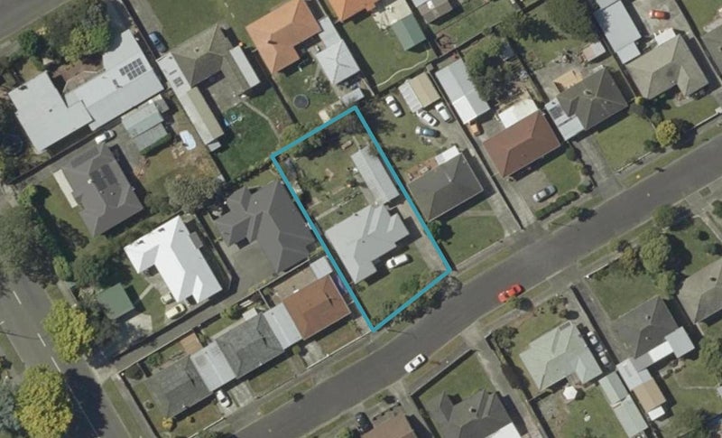 1 Bristol Crescent, Roslyn, Palmerston North - Carousel 1