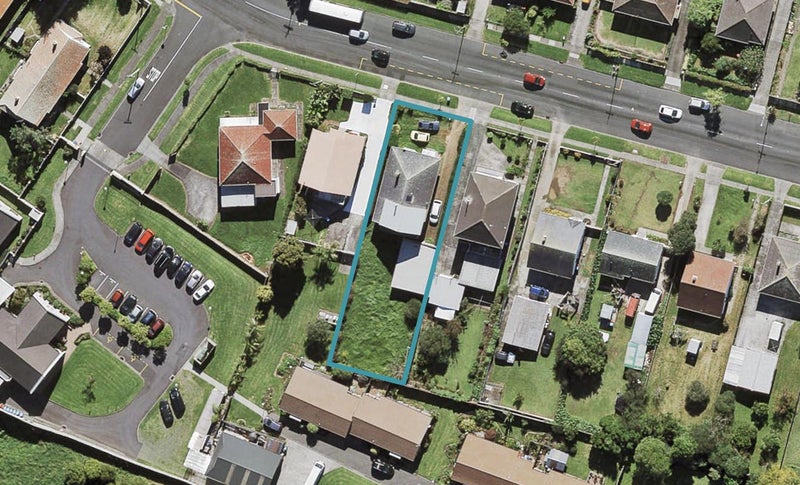 17 Denbigh Avenue, Mount Roskill, Auckland - Carousel 1
