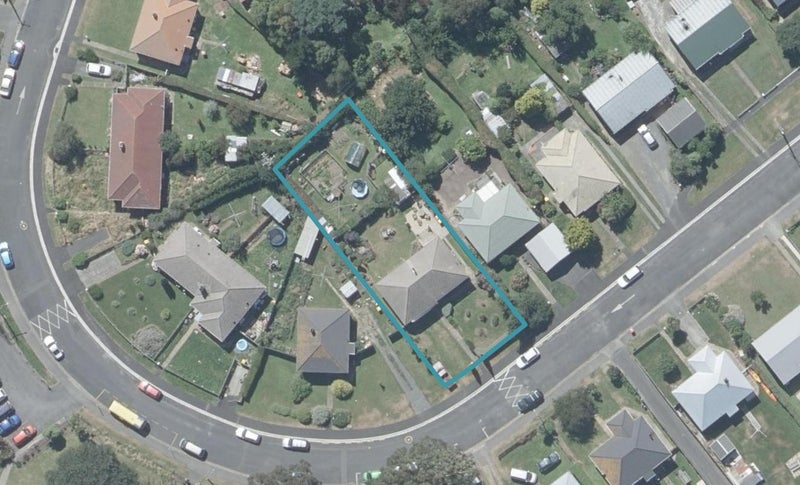31 Albertson Avenue, Port Chalmers, Dunedin - Carousel 1