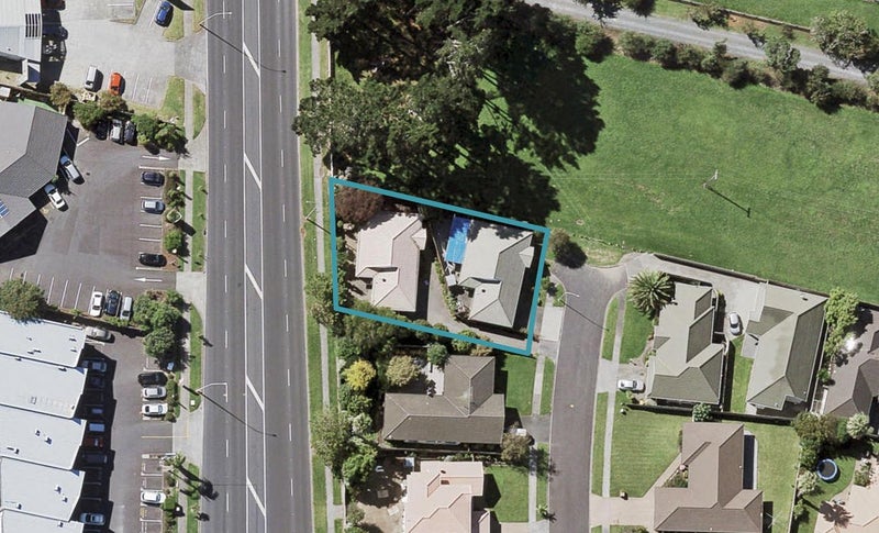 2/24 Glassonby Road, Northpark, Auckland - Carousel 1