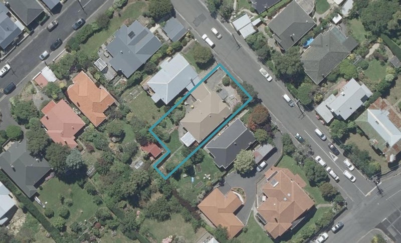 104 Blacks Road, Opoho, Dunedin - Carousel 1