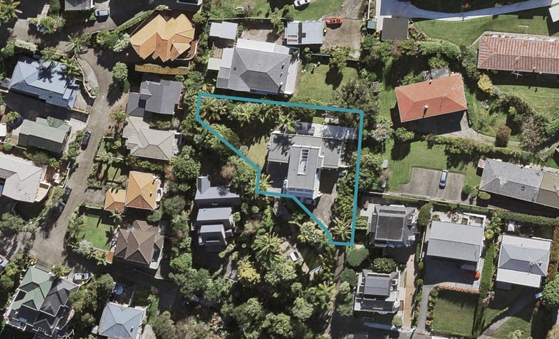 17 Wilding Avenue, Northcote Point, Auckland - Carousel 1