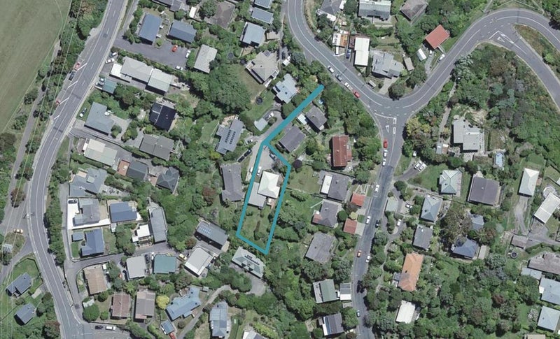 25 Gloucester Street, Wilton, Wellington - Carousel 1