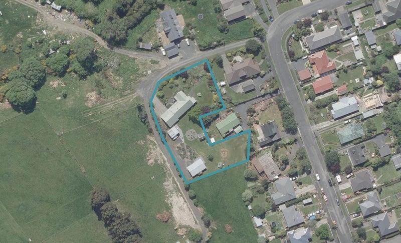 38 Lambert Street, Abbotsford, Dunedin - Carousel 1