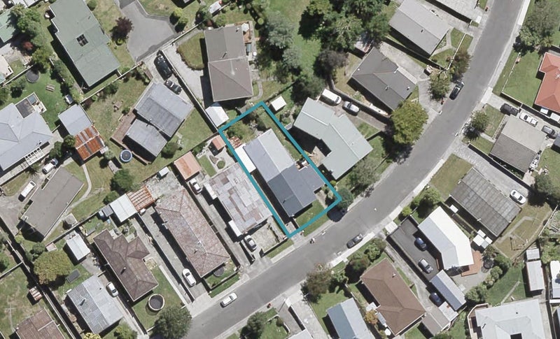 21A Oregon Drive, Maoribank, Upper Hutt - Carousel 1