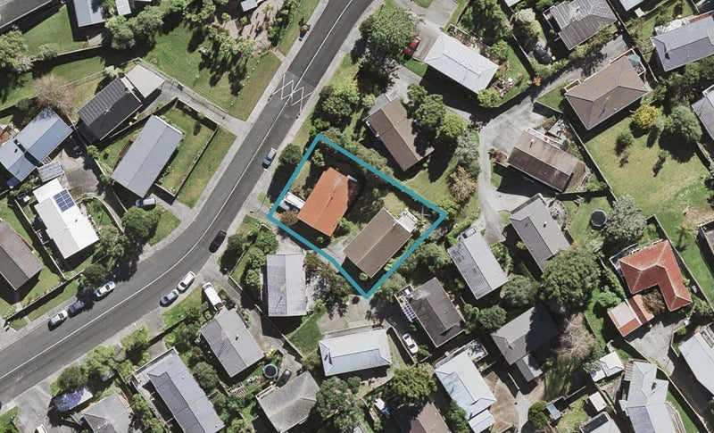 2/123 Spinella Drive, Bayview, Auckland - Carousel 1