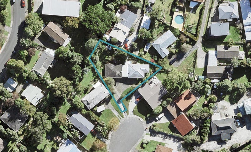 2/13 Battenburg Place, Torbay, Auckland - Carousel 1