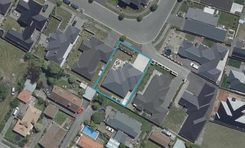 64 Grayshott Avenue, Casebrook, Christchurch - Carousel 1