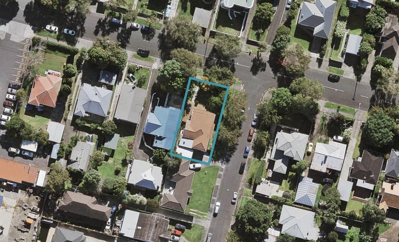 172 Landscape Road, Mount Eden, Auckland - Carousel 1