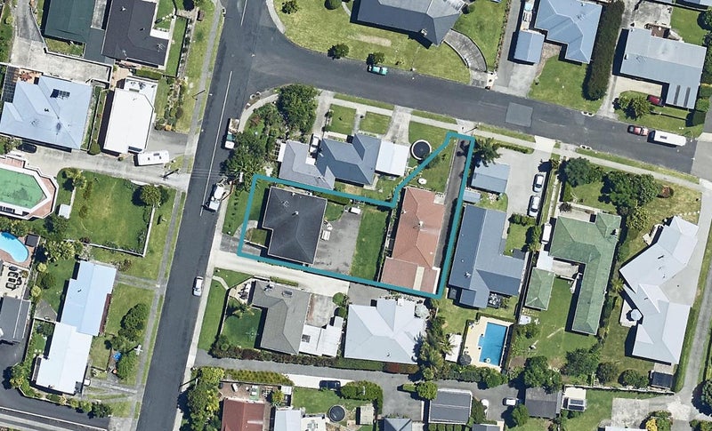 5 Roderick Street, Otumoetai, Tauranga - Carousel 1