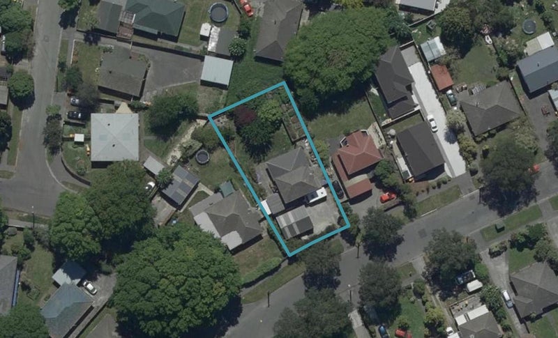 182 Aorangi Road, Bryndwr, Christchurch - Carousel 1