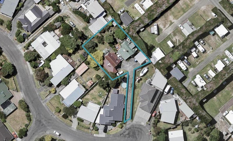 19B Bahama Crescent, Paraparaumu Beach, Paraparaumu - Carousel 1