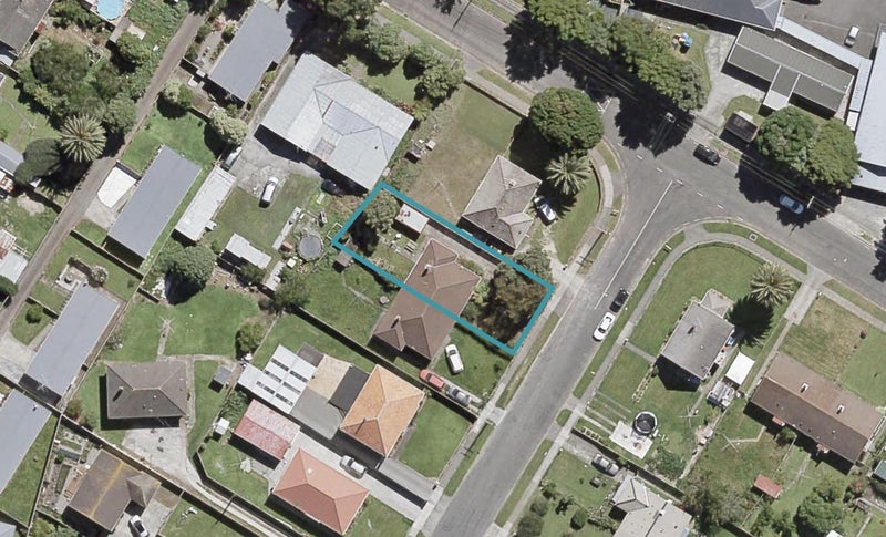 53 Biddle Crescent, Taita, Lower Hutt - Carousel 1