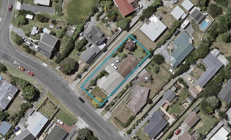 37A Toru Road, Paraparaumu Beach, Paraparaumu - Carousel 1