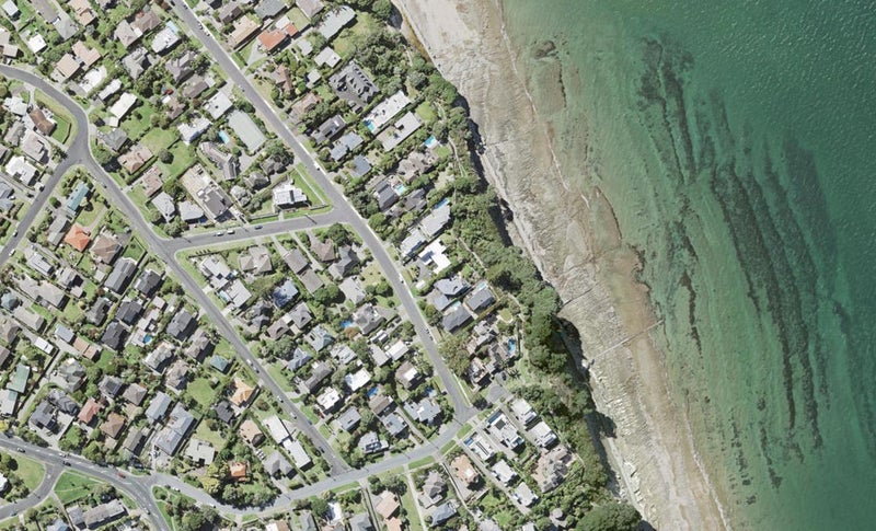 9A Bournemouth Terrace, Murrays Bay, Auckland - Carousel 1