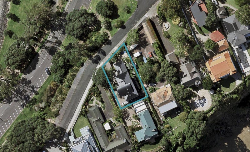 9 Marine Terrace, Bayswater, Auckland - Carousel 1