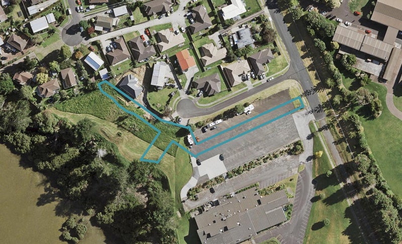 32 Ramwall Place, Weymouth, Auckland - Carousel 1