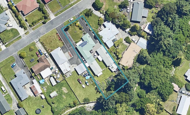 22 Werrina Crescent, Mangakakahi, Rotorua - Carousel 1