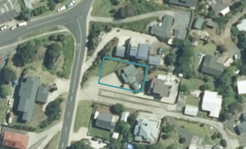 33 Long Street, Raglan - Carousel 1