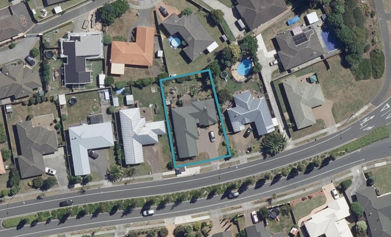 121 Discovery Drive, Flagstaff, Hamilton - Carousel 1