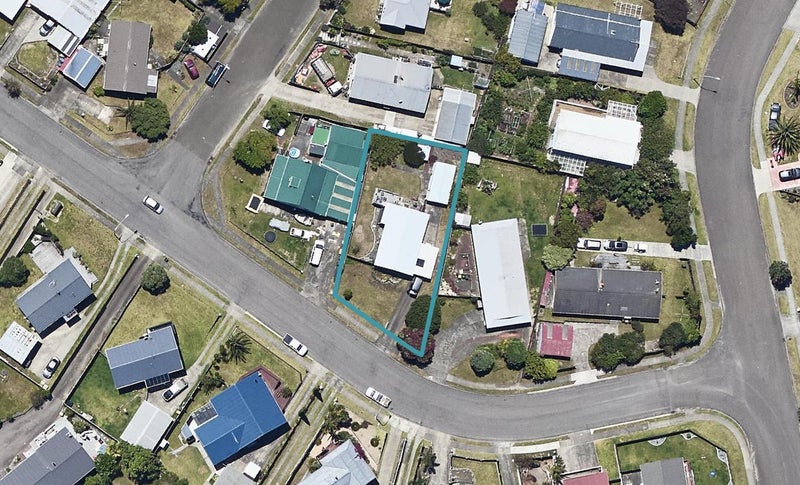 17 Landscape Road, Coastlands, Whakatane - Carousel 1