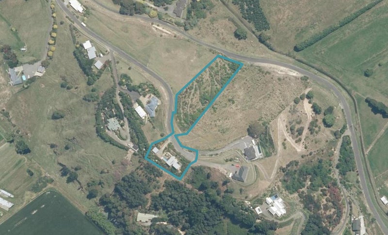 32 Kaiangaroa Place, Bay View, Napier - Carousel 1