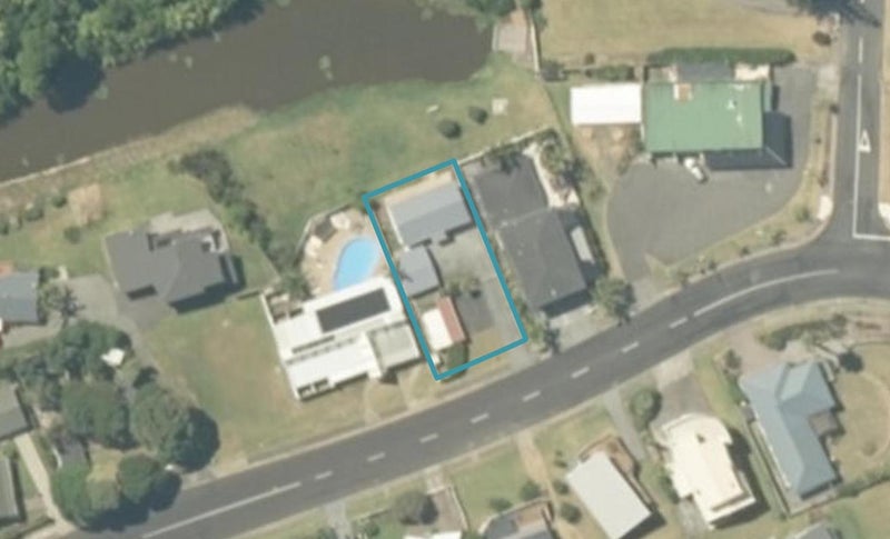 219 Onemana Drive, Onemana, Whangamatā - Carousel 1