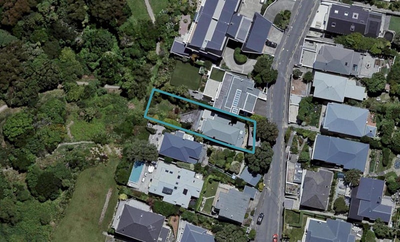 36 The Crescent, Roseneath, Wellington - Carousel 1