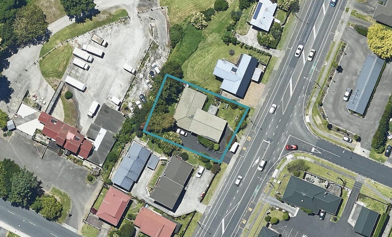 1209 Cameron Road, Gate Pa, Tauranga - Carousel 1