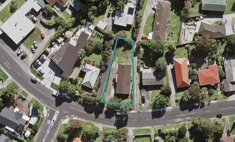 1/45 Eban Avenue, Hillcrest, Auckland - Carousel 1