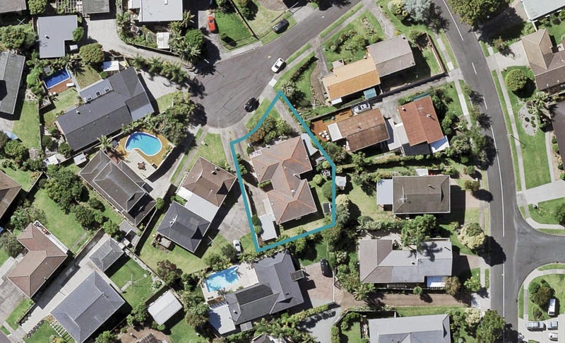 1/4 Rachael Place, Farm Cove, Auckland - Carousel 1